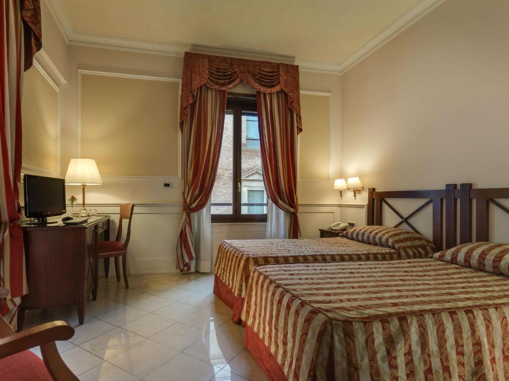 Hotel Palazzo Cardinal Cesi Rom Exterior foto